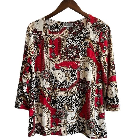 JM Collection Textured Floral Print Three Quarter Sleeve Lightweight Top Blouse - Picture 1 of 4
